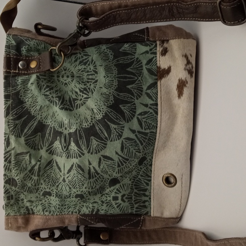 Myra bag